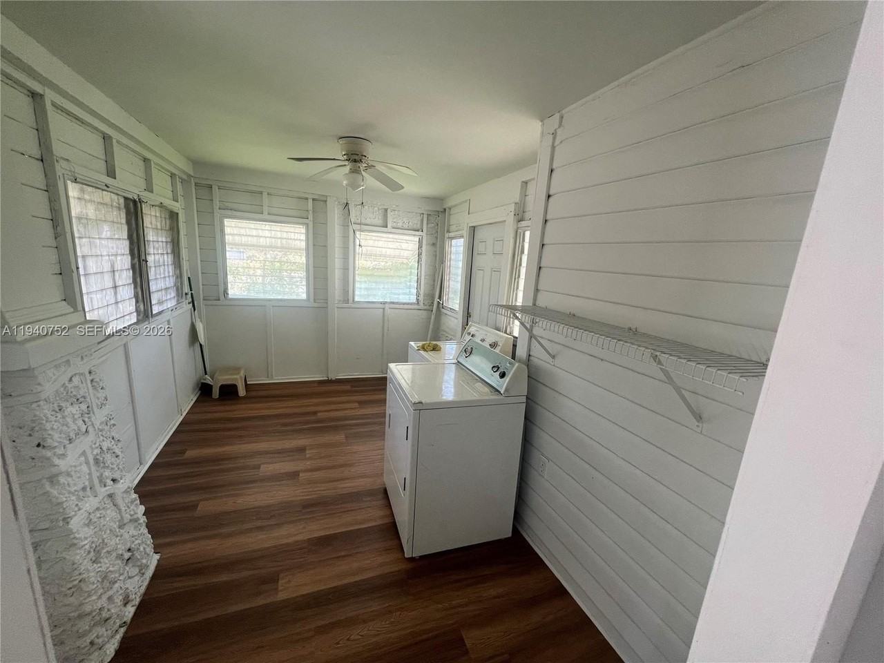 1880 Nw 28th St #A - Photo 4 of 14