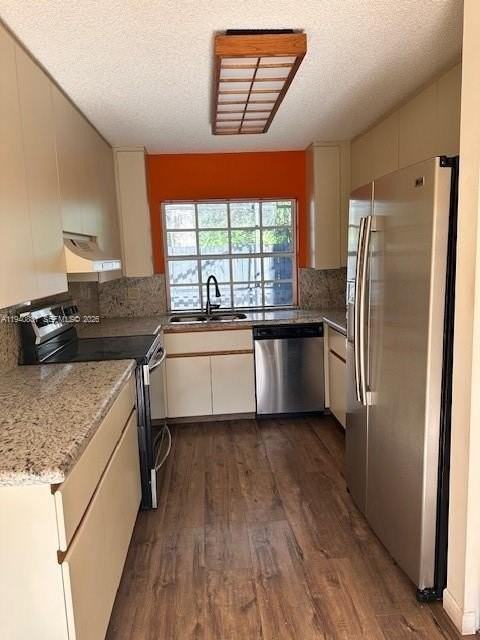 1401 Cottonwood Cir #1 - Photo 2 of 8