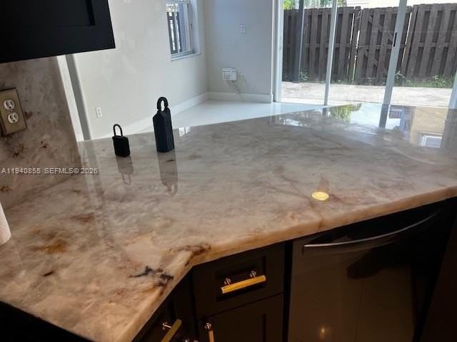 12367 Sw 122nd St - Photo 7 of 26