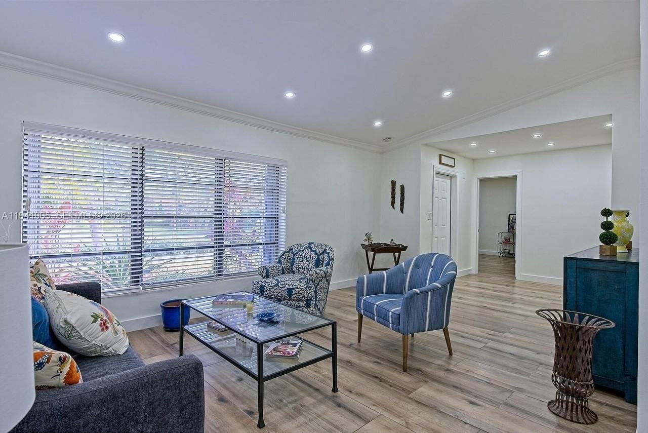 10900 Sw 124th Rd - Photo 4 of 22