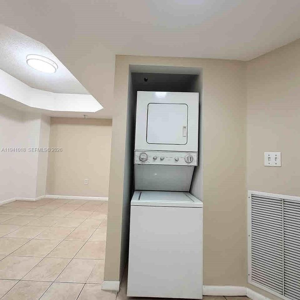 9156 Collins Ave #302 - Photo 6 of 19