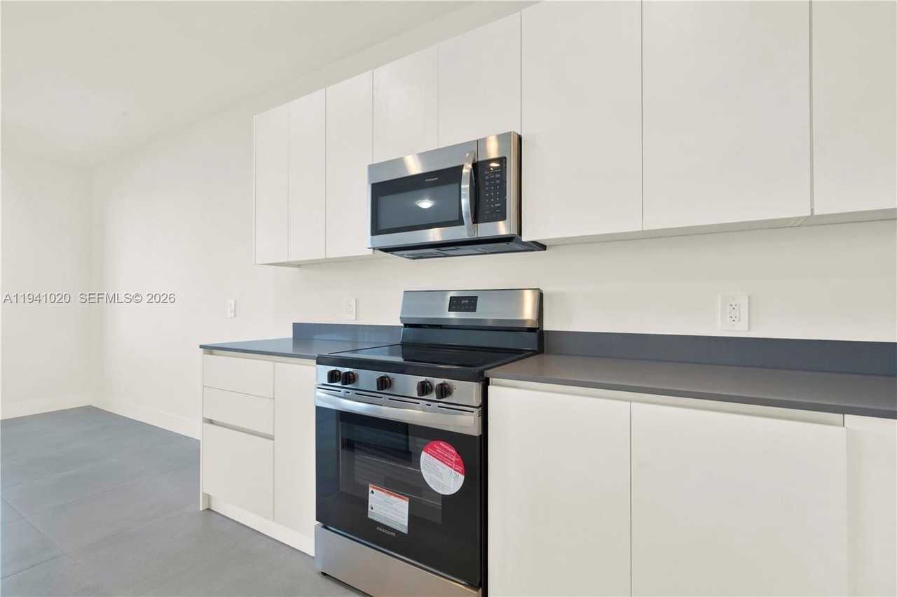 18981 Sw 344th Ter #18981 - Photo 5 of 34