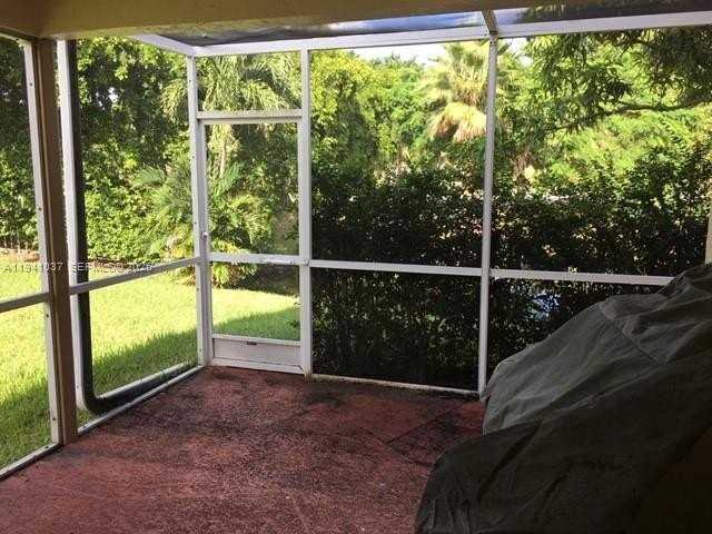 9316 Nw 8th Cir - Photo 2 of 20