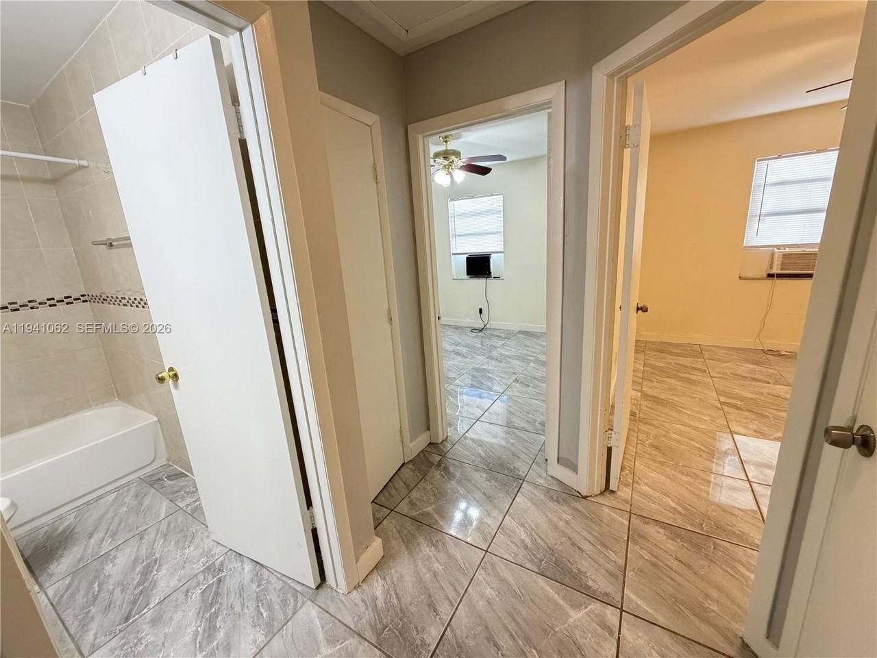 4801 Sw 18th St #5 - Photo 6 of 15