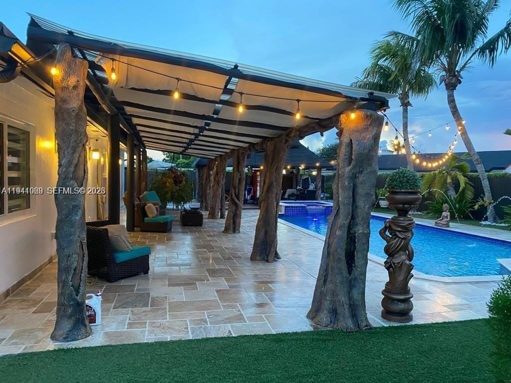 4872 Sw 140th Ave - Photo 6 of 32