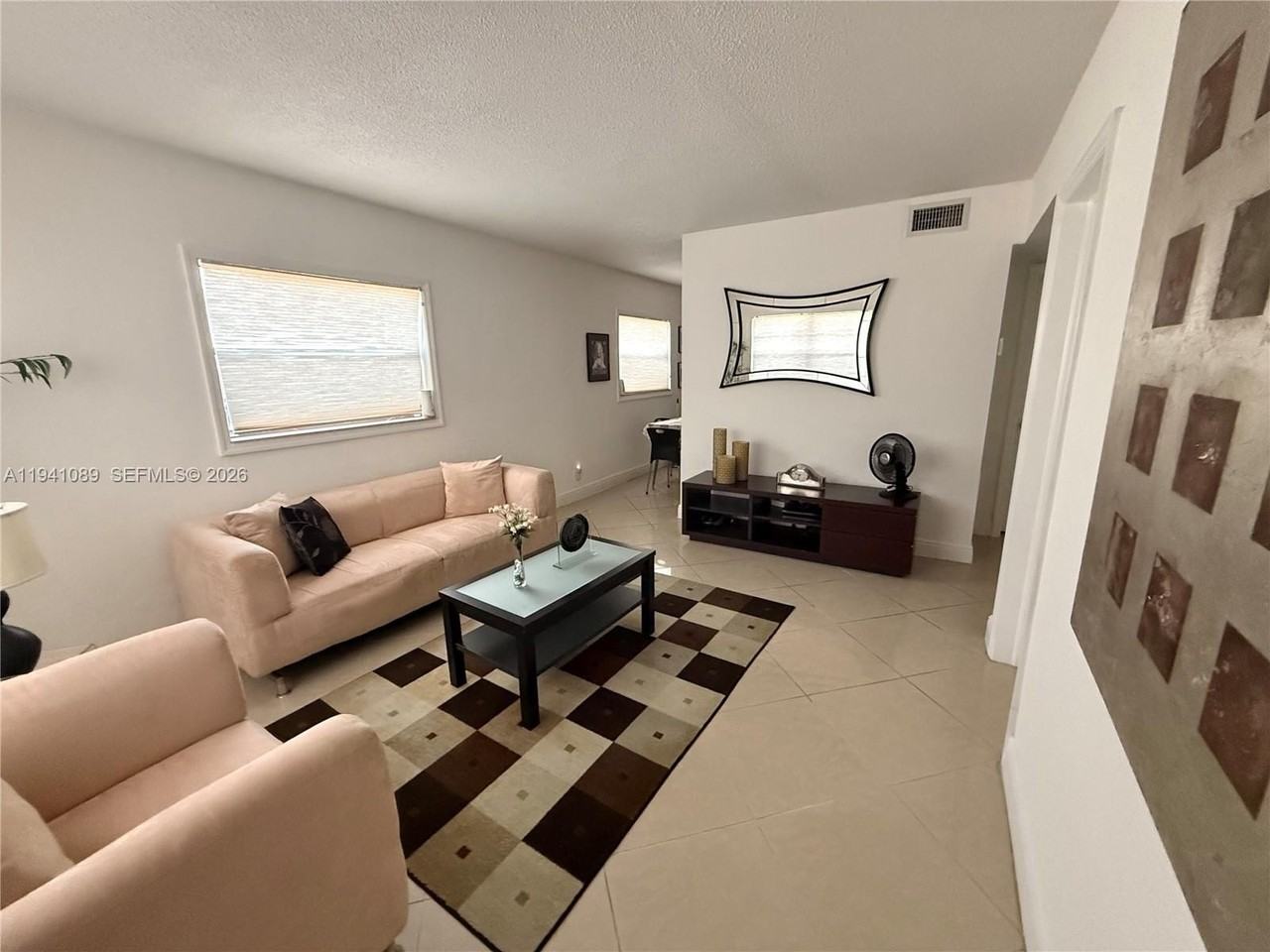 4061 N Dixie Hwy #1 - Photo 3 of 11