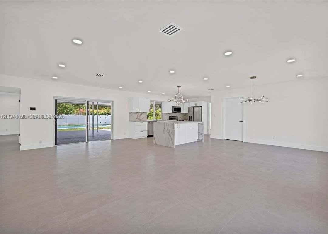 3917 Adams St - Photo 2 of 2