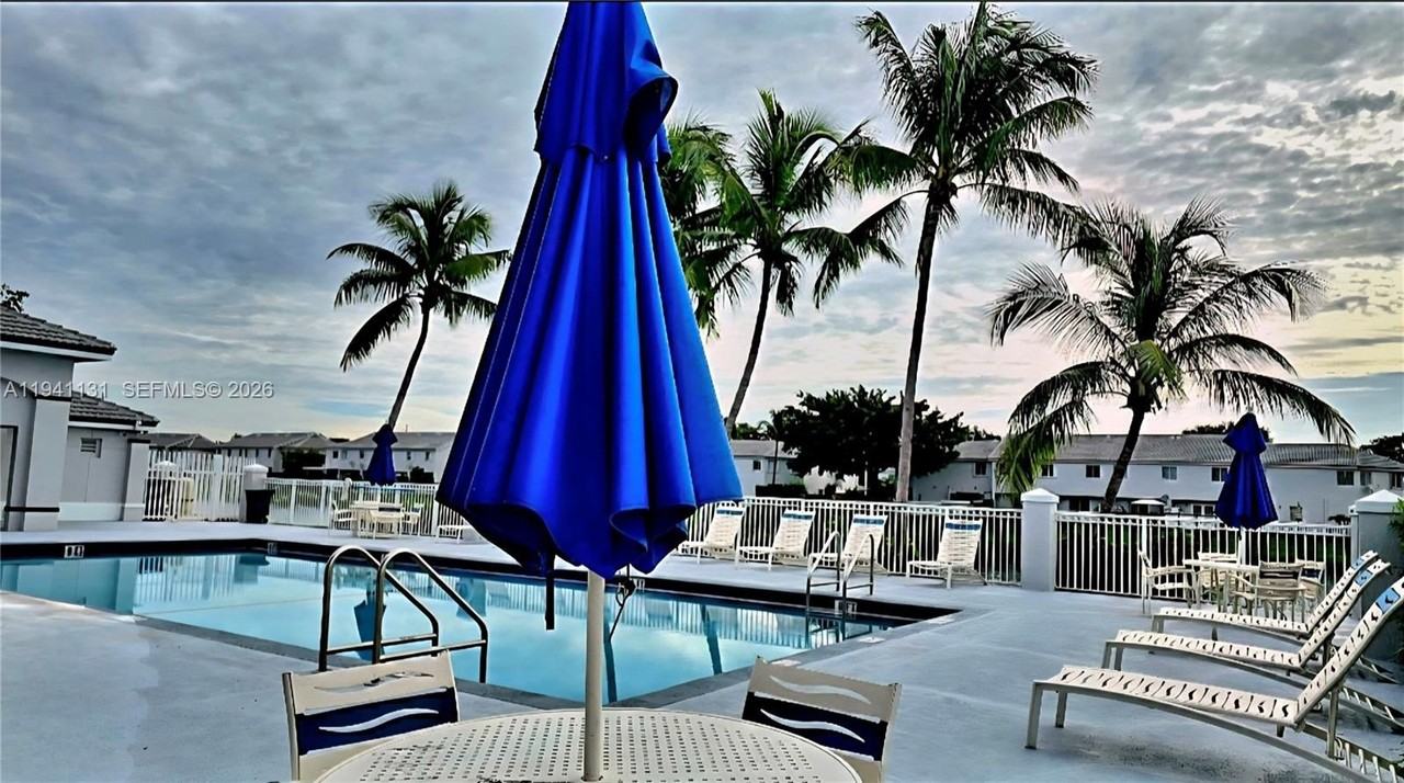 14273 Sw 121st Pl #3 - Photo 3 of 39