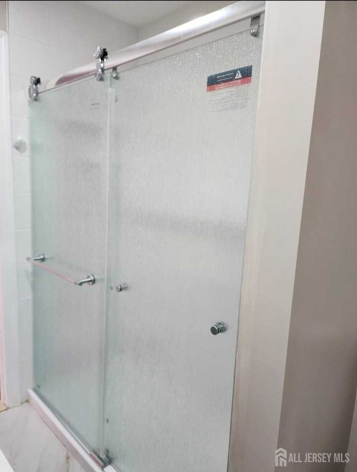 149 Lewis St - Photo 2 of 4