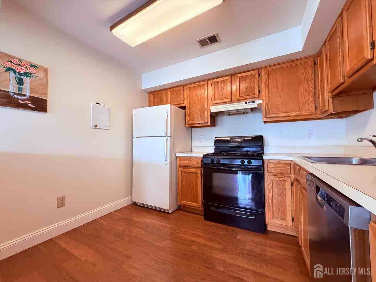 118 Acadia Ct #9 - Photo 5 of 18