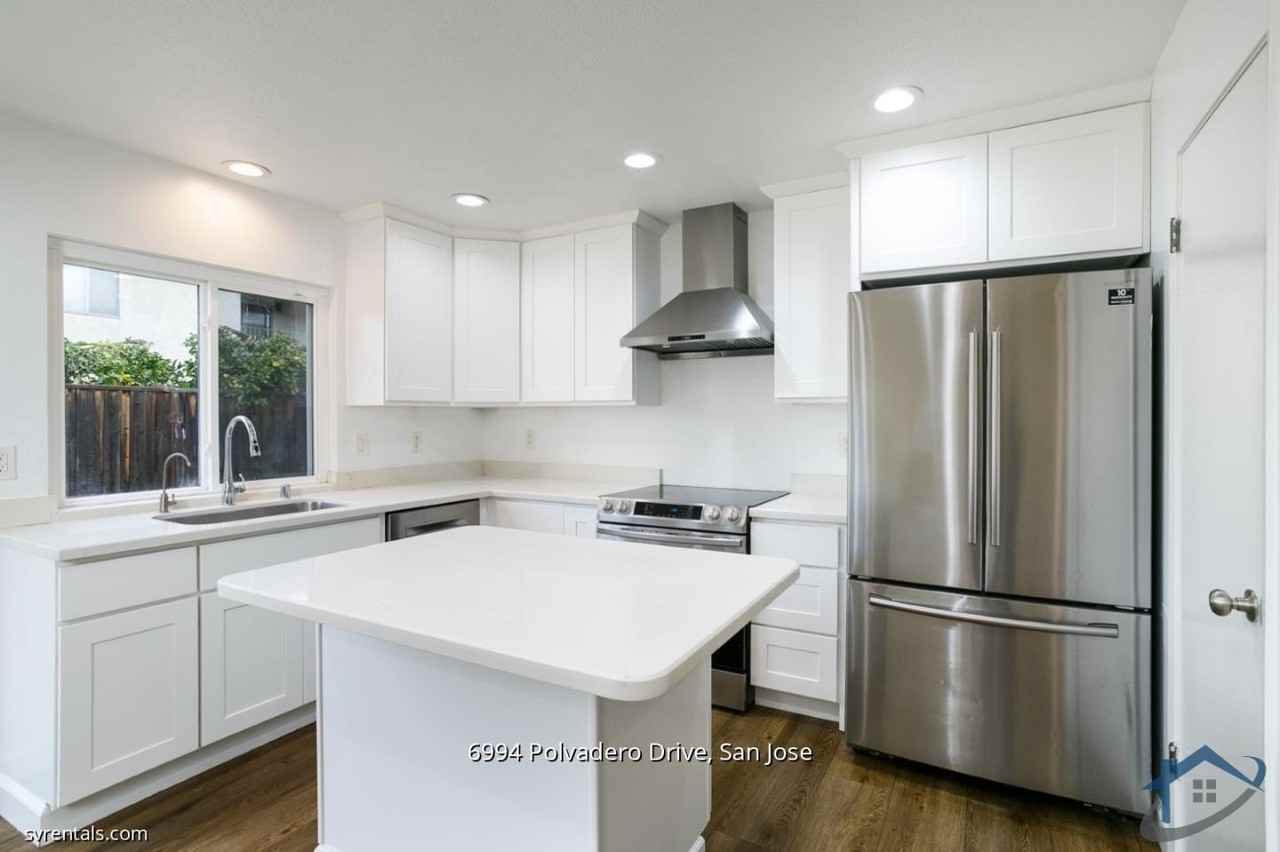 6994 Polvadero Dr - Photo 3 of 33