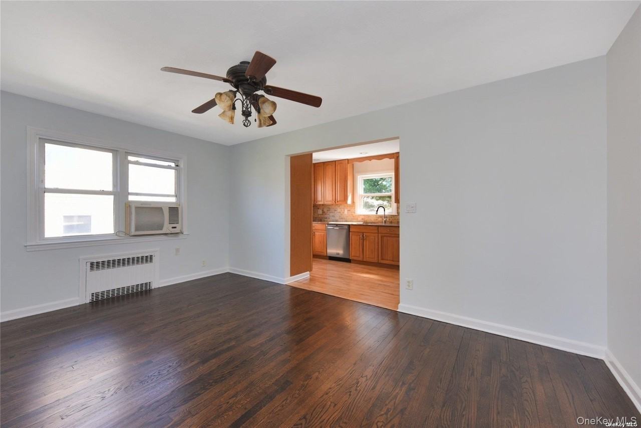 6 Dunes Ln 2nd Fl #2ndFL - Photo 2 of 11