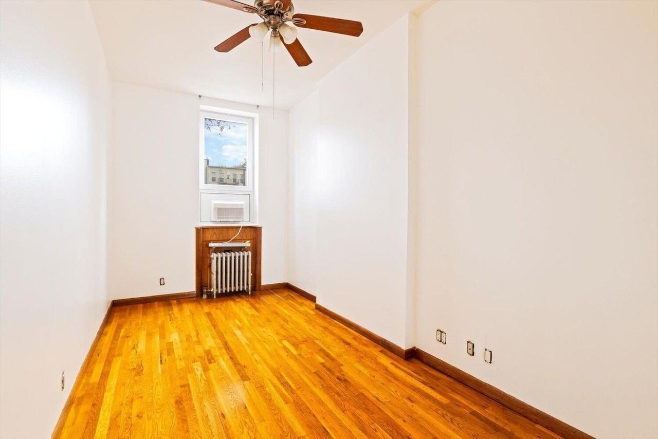 99 Mcguinness Blvd Apt 1 #1 - Photo 5 of 11