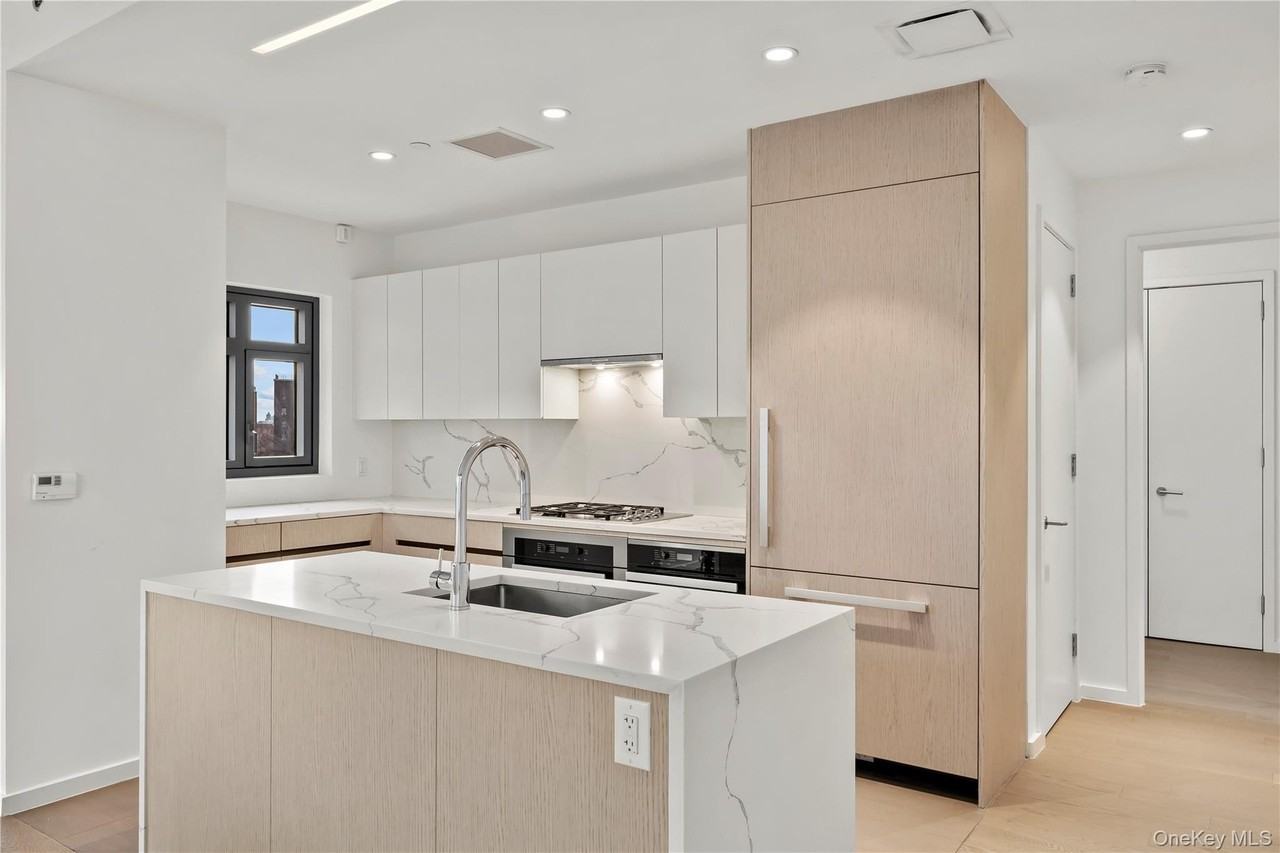 13327 39th Ave Apt 3h #3H - Photo 5 of 29