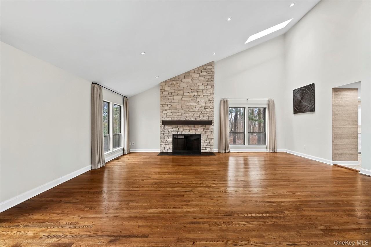 1 Yale Dr - Photo 3 of 40