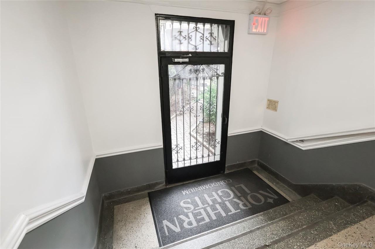 14809 Northern Blvd Apt 5j #5J - Photo 4 of 27