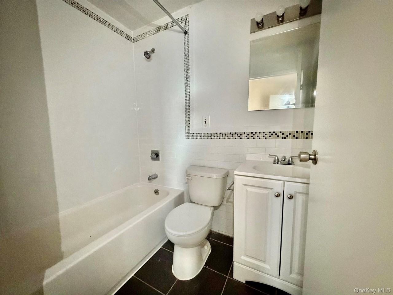 13254 Pople Ave #3 - Photo 4 of 7