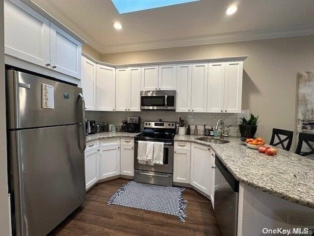 50-3K Stewart Ave Apt 3k #3K - Photo 3 of 17