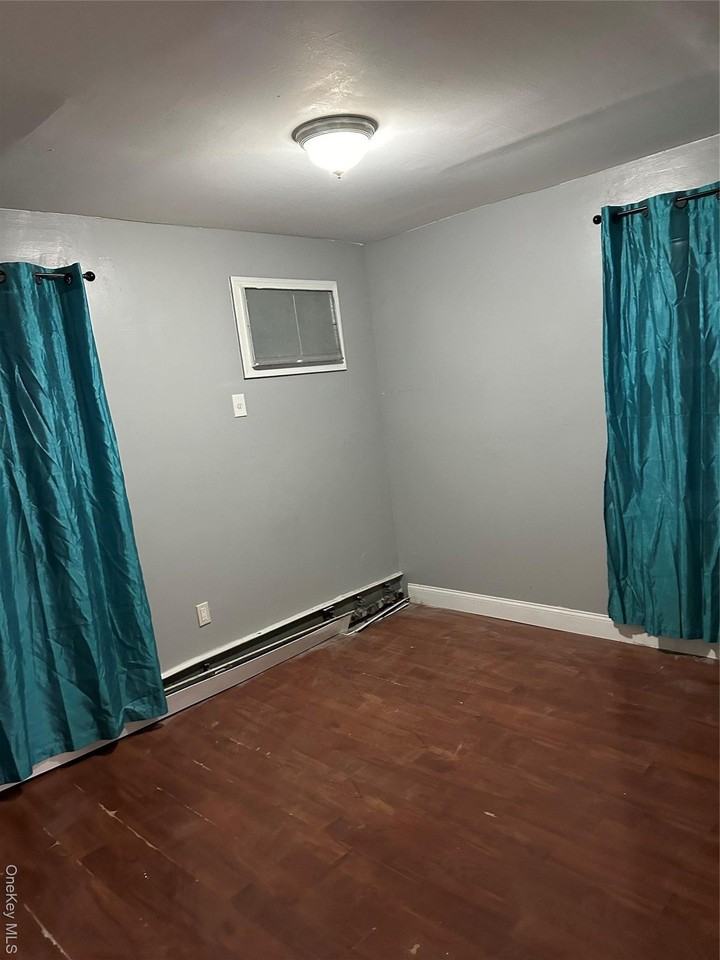 18011 146th Ave - Photo 5 of 8