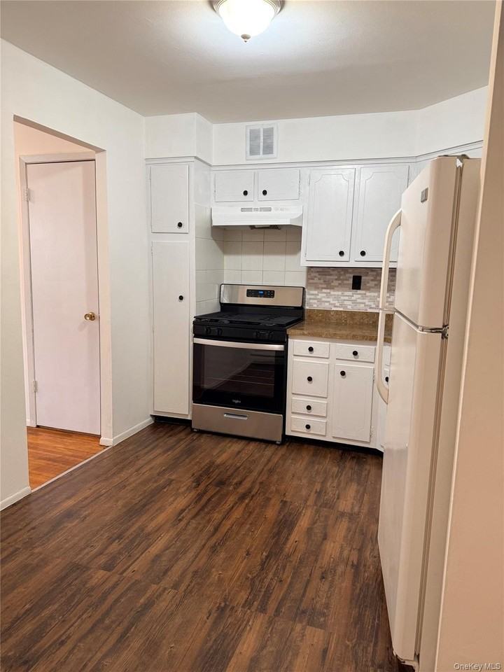 14933 88th St Apt 2 #2-2ndFL - Photo 3 of 8