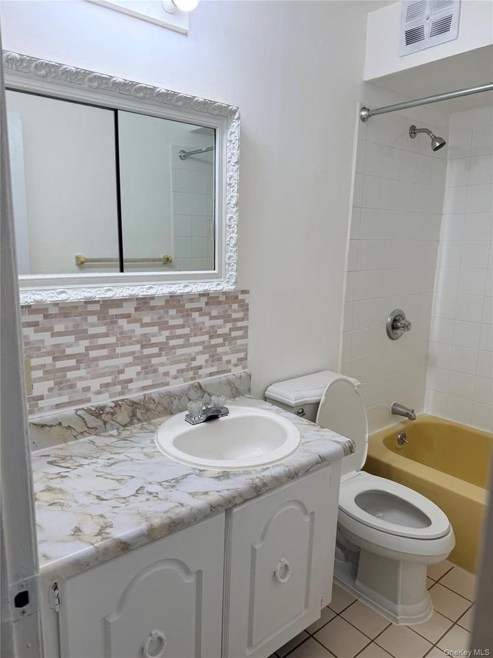 14933 88th St Apt 2 #2-2ndFL - Photo 5 of 8