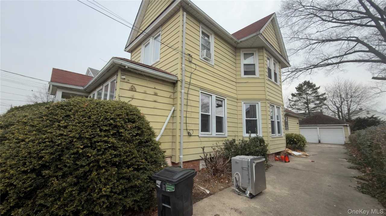 225 Church St Unit 2 #2 - Photo 5 of 18