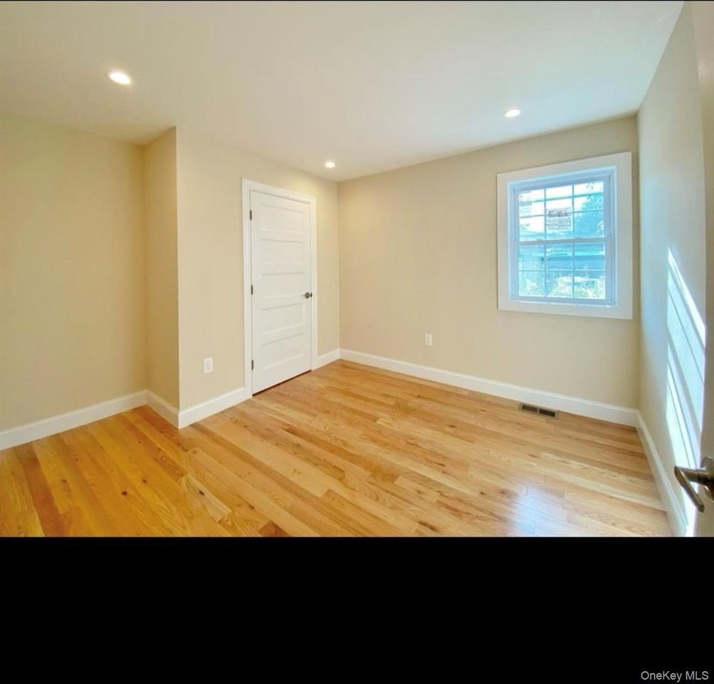 11485 177th Pl Fl 2 #FL2 - Photo 3 of 9