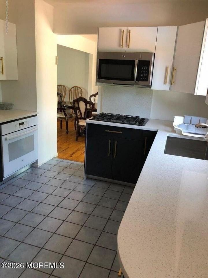 505 W Lincoln Ave - Photo 2 of 4