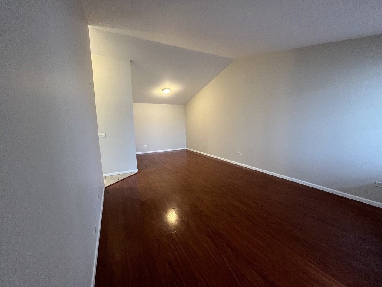 1127 Silverstone Dr Unit 1127 #1127 - Photo 6 of 30