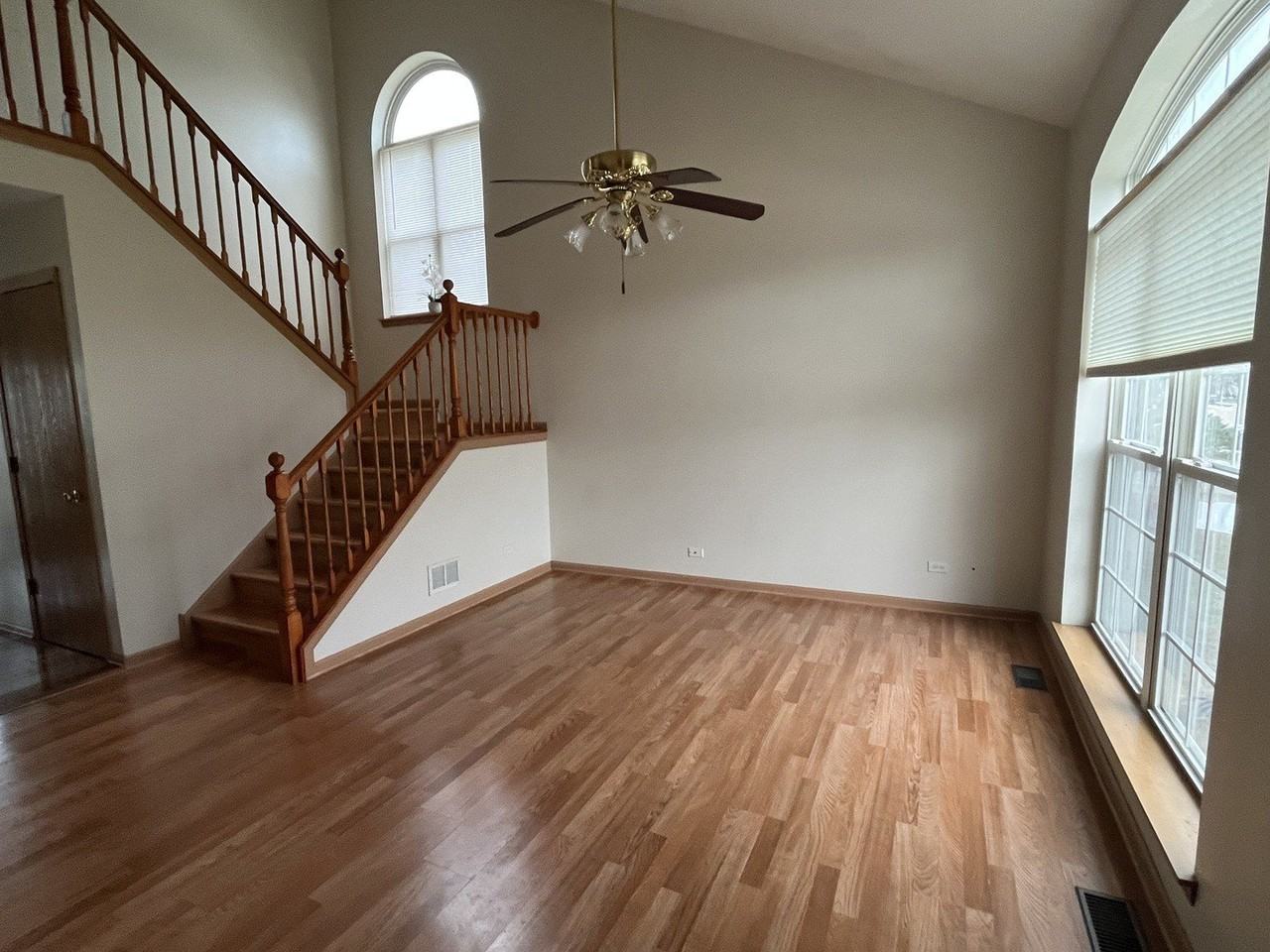 2936 Deerpath Ln - Photo 2 of 42