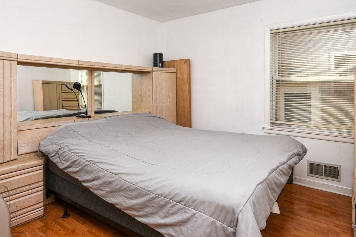 5036 S Leclaire Ave - Photo 7 of 18