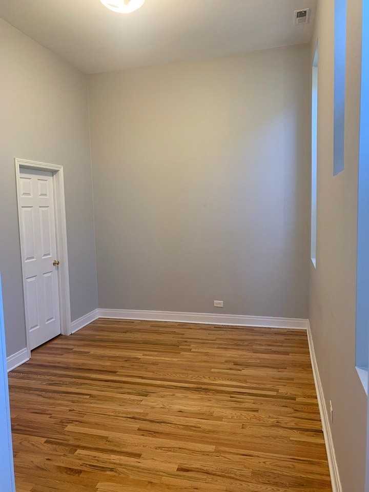 2002 W Chicago Ave Apt 2r #2R - Photo 5 of 20