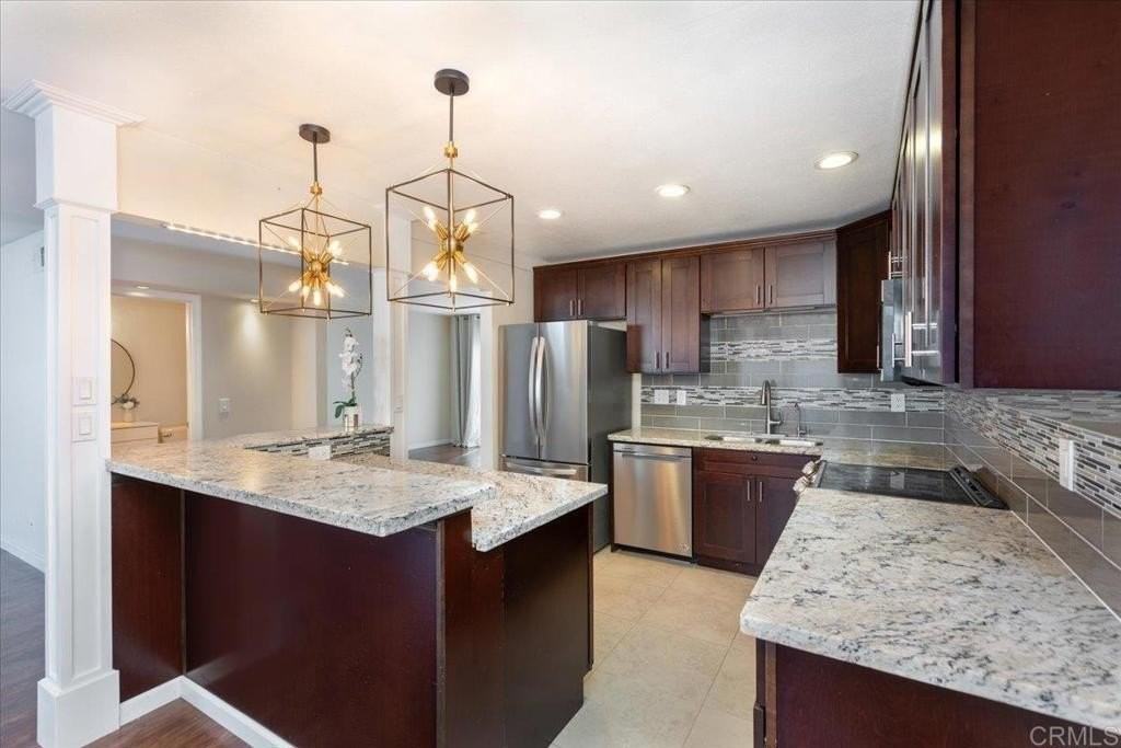 1640 Maple Dr #32 - Photo 3 of 37