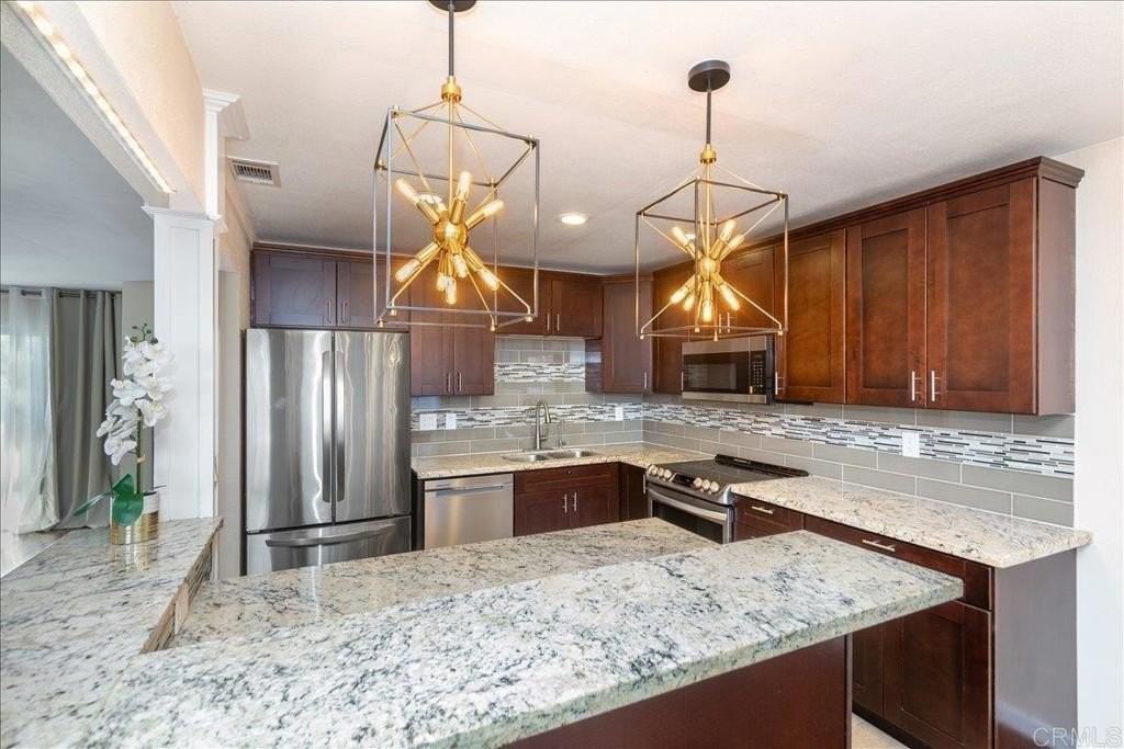 1640 Maple Dr #32 - Photo 4 of 37