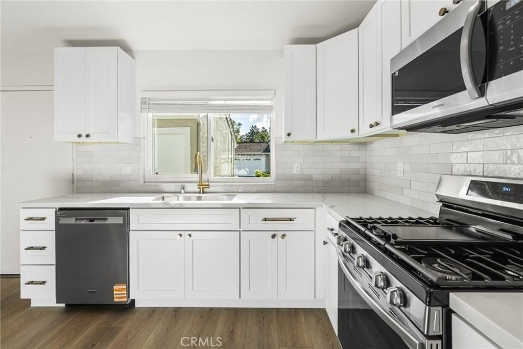 8 Acorn - Photo 5 of 23