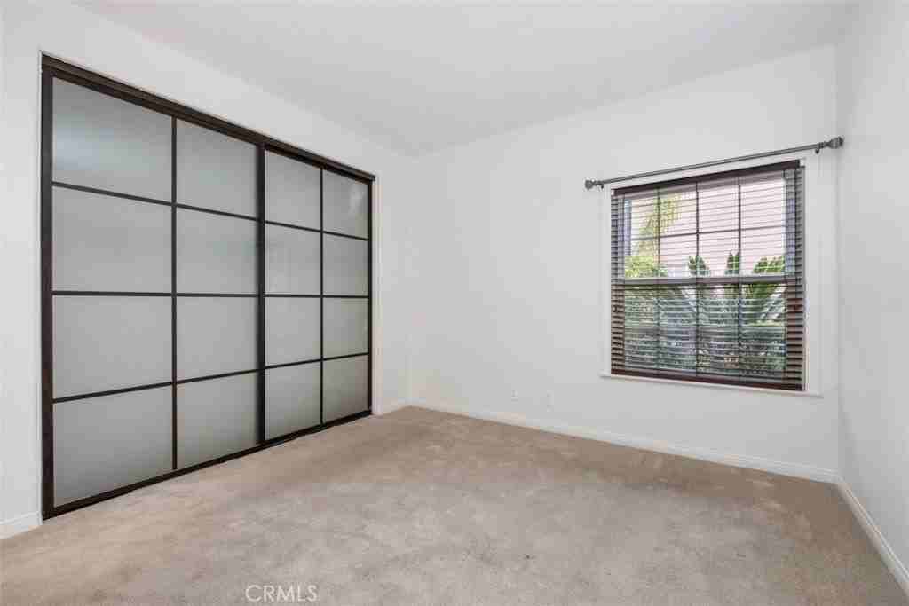 1 Coachman - Photo 7 of 29