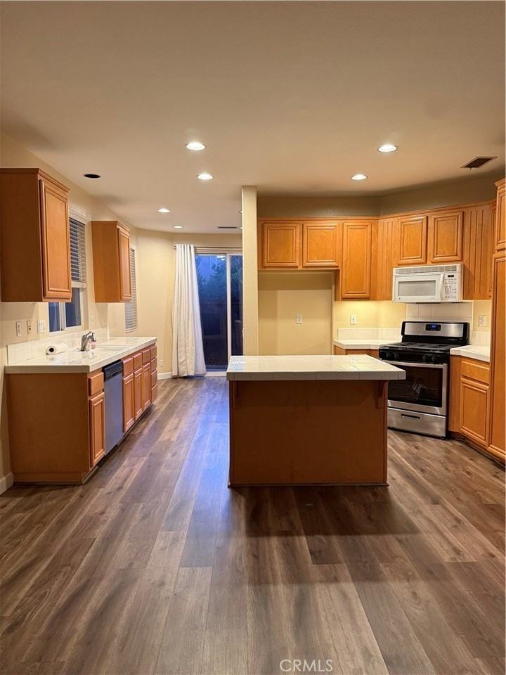 44 Via Florencia - Photo 4 of 26