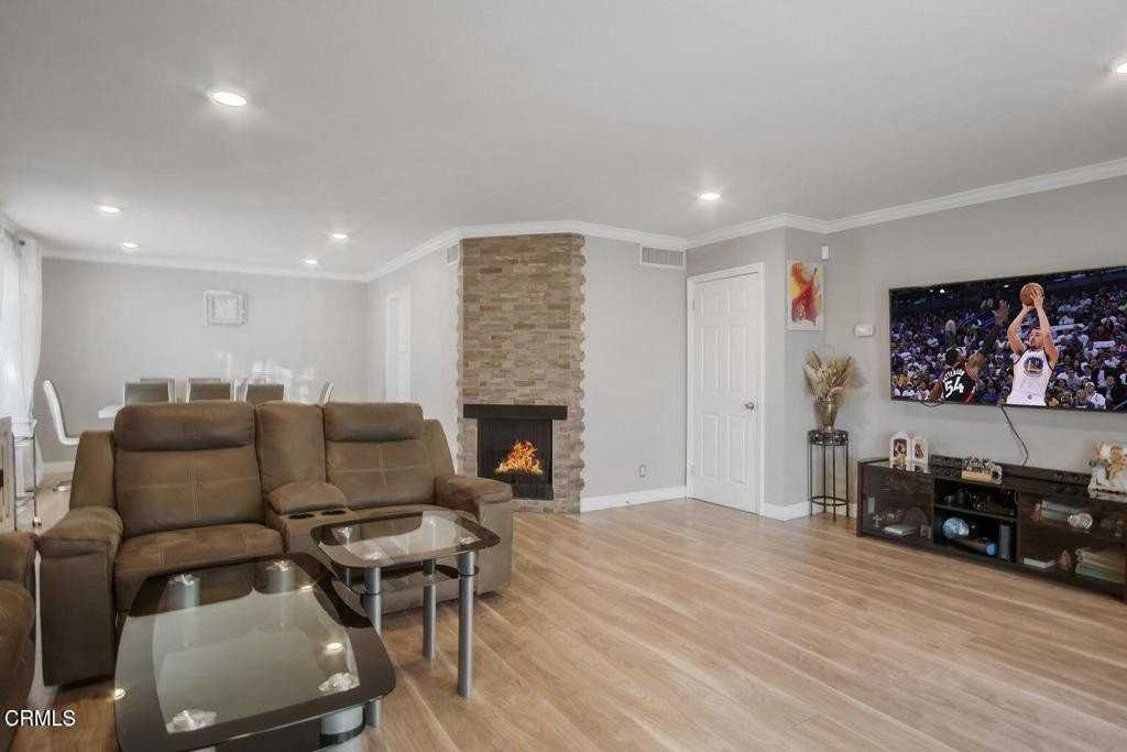 7710 Via Sorrento - Photo 3 of 26