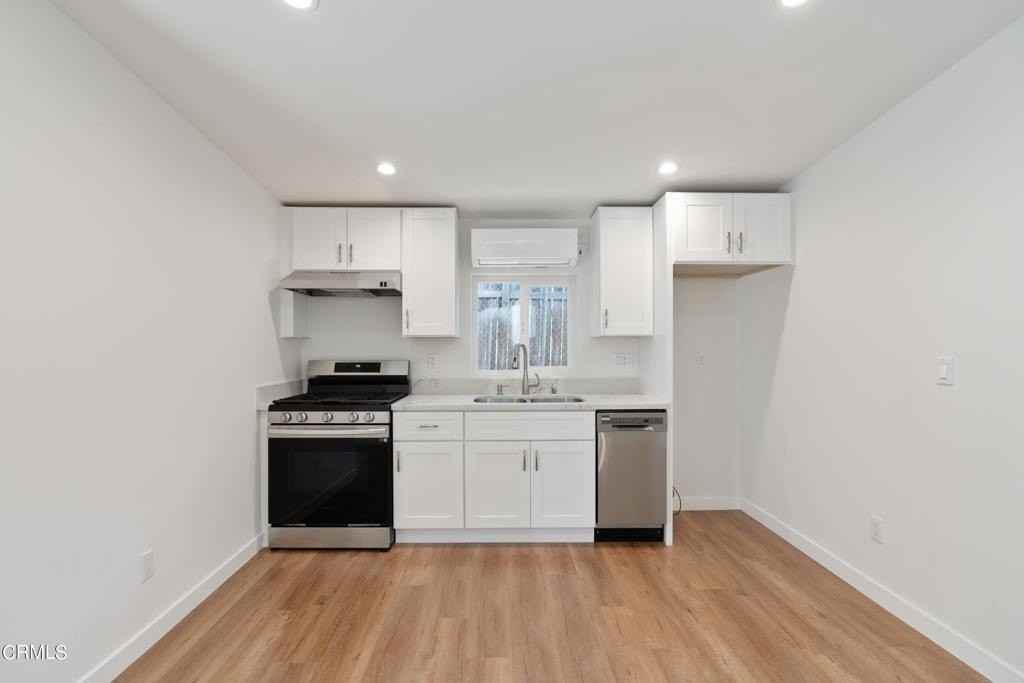 5423 Ash St - Photo 3 of 10