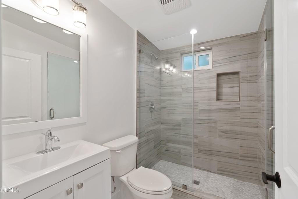 5423 Ash St - Photo 7 of 10