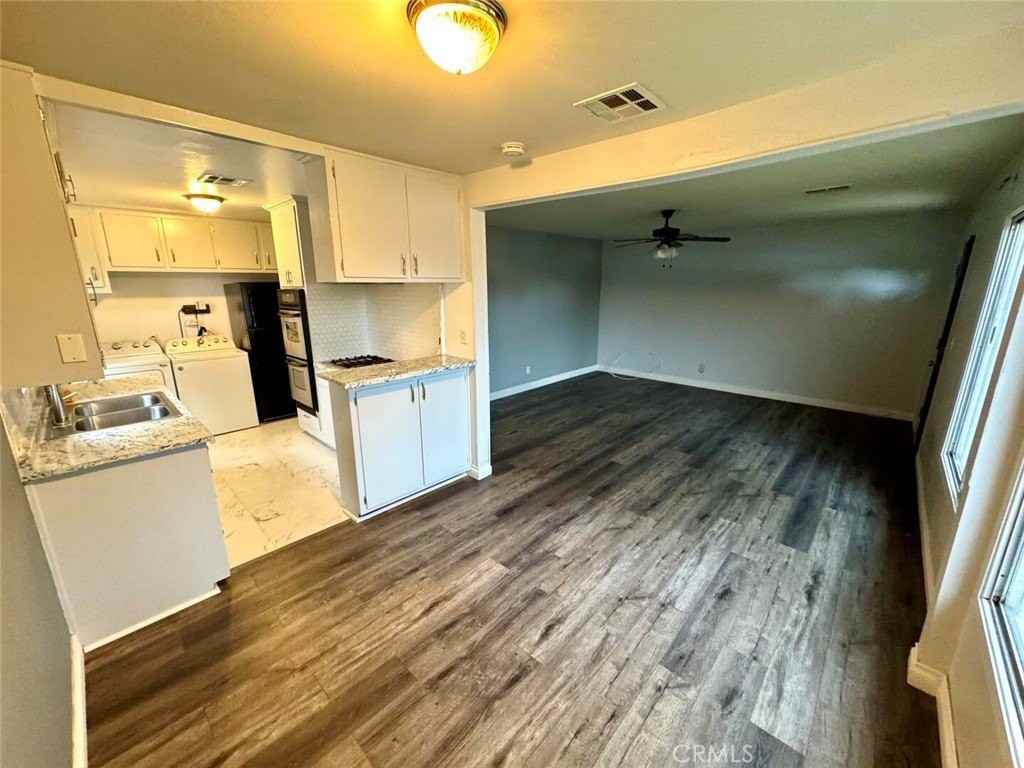 11853 160th St - Photo 4 of 17