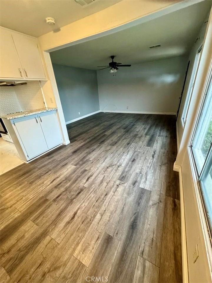 11853 160th St - Photo 7 of 17