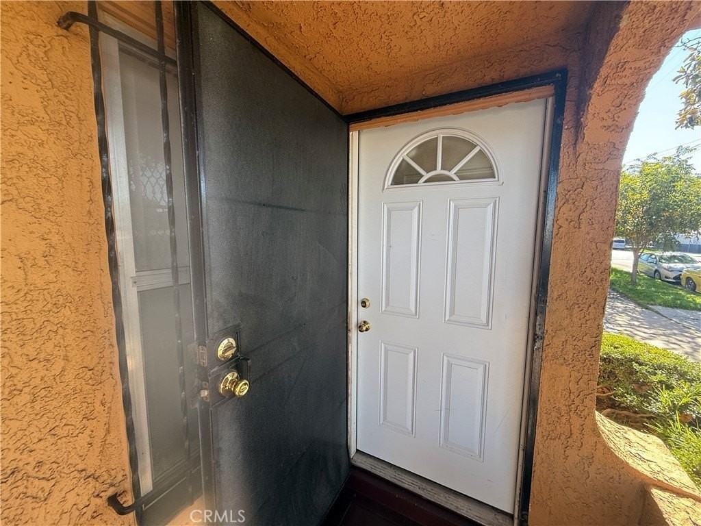 6414 Kansas Ave - Photo 2 of 11