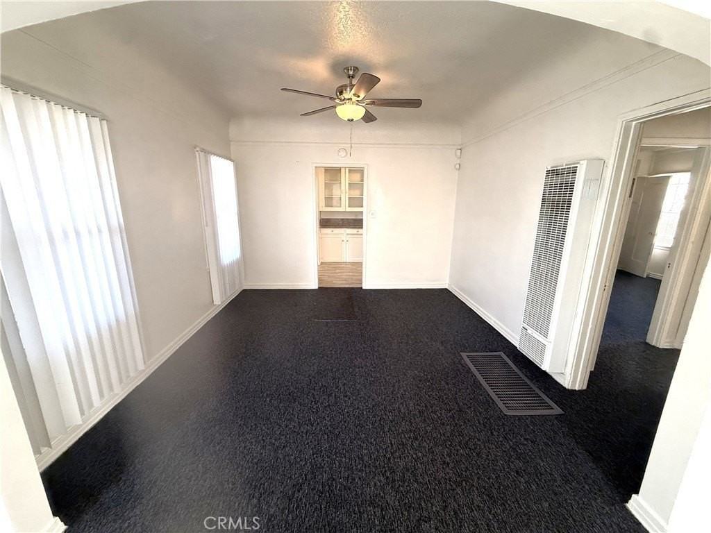 6414 Kansas Ave - Photo 4 of 11