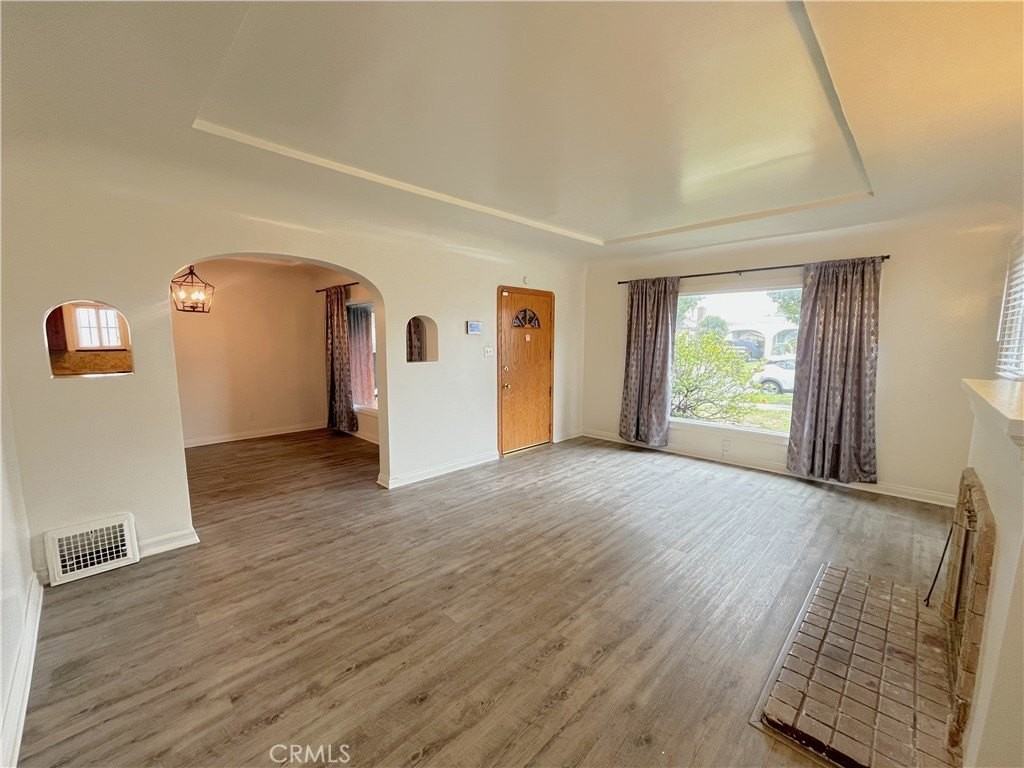 1839 W 85th St - Photo 2 of 18