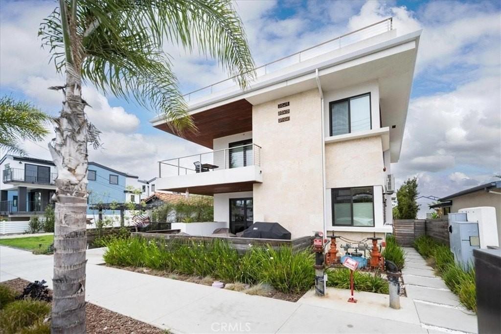 3632 Garfield St - Photo 2 of 50