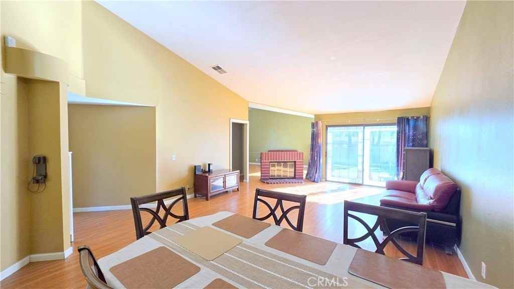 2007 Silver Hawk Dr #2 - Photo 3 of 27