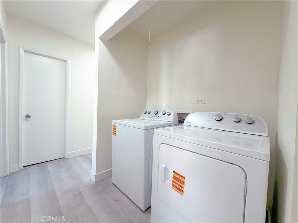 285 Parke St - Photo 3 of 25