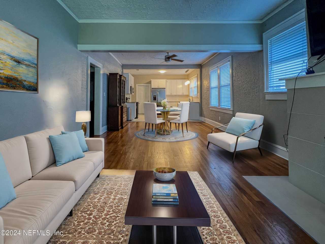 2258 Ernest St - Photo 6 of 26