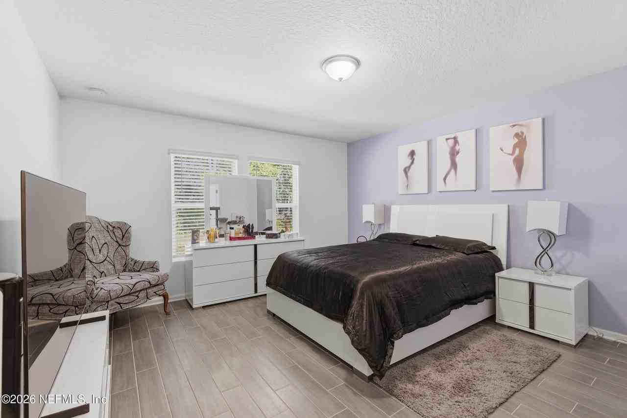 2949 Firethorn Ave - Photo 6 of 11